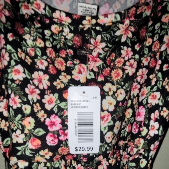 NWT ROMPER! - Picture 3 of 5